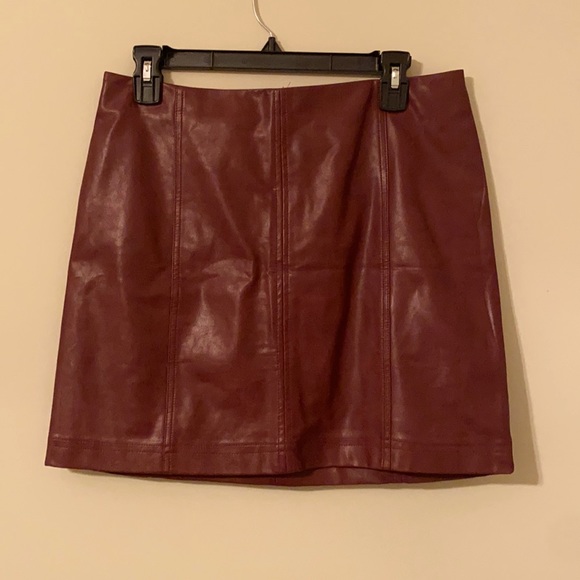 Crimson Leather Skirt - Picture 1 of 1